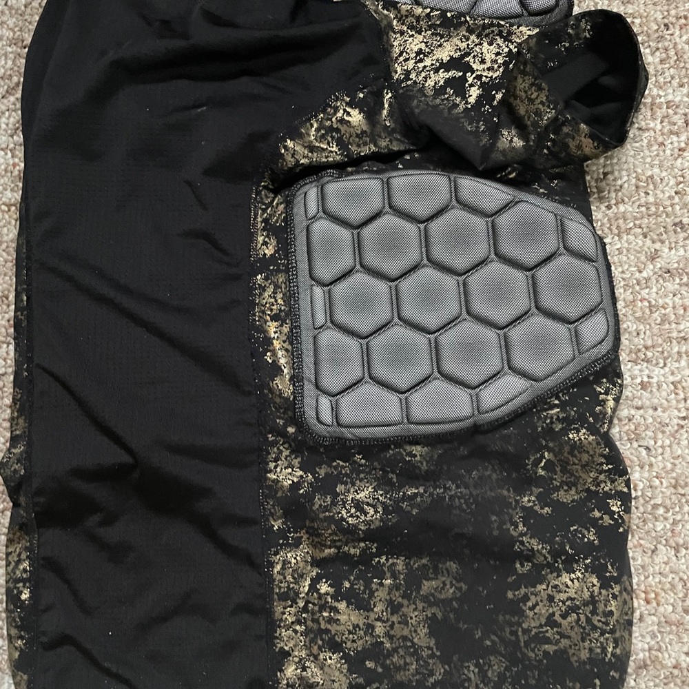 COPY - Integrated two piece set - Picture 3 of 3